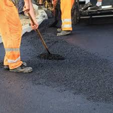 Best Driveway Maintenance Services  in Winlock, WA